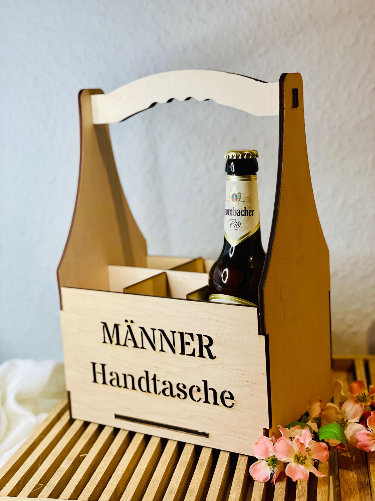 Holz-Bierträger Männerhandtasche, für 6 Bierflaschen, Geschenk für Papa, DasGlueckswerk, Dekoration, Drink & Barware, holz