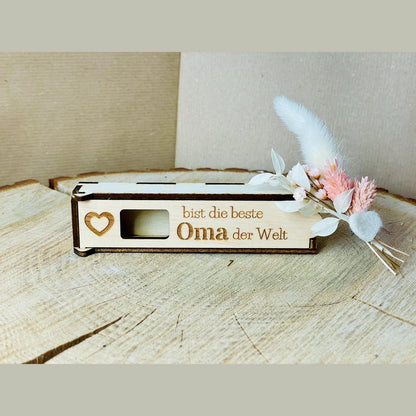 Schokoriegel case mit der Aufschrift "beste/r Oma Opa Papa Mama" Schokoriegelbox Das Glückswerk