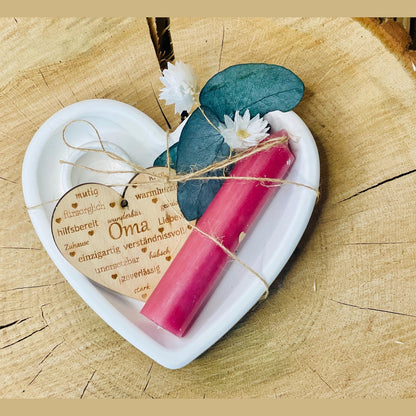 Geschenkset in Herzform für Mama Oma Tante mit Kerze, Plakette aus Holz, Kerzenständer Herz und Trockenblumen Geschenkset Das Glückswerk