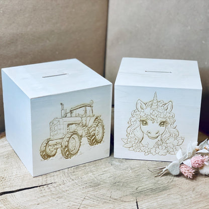 Spardose für Kinder mit Einhorn oder Trecker Motiv aus Holz und Verschluss Stopfen ( oder Wunschmotiv) Spardose Das Glückswerk