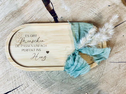 Holztablett Gravur Lieblingsmenschen, personalisierter Spruch, Geschenk Freundschaft, DasGlueckswerk, Dekoration, Greeting Cards, holz