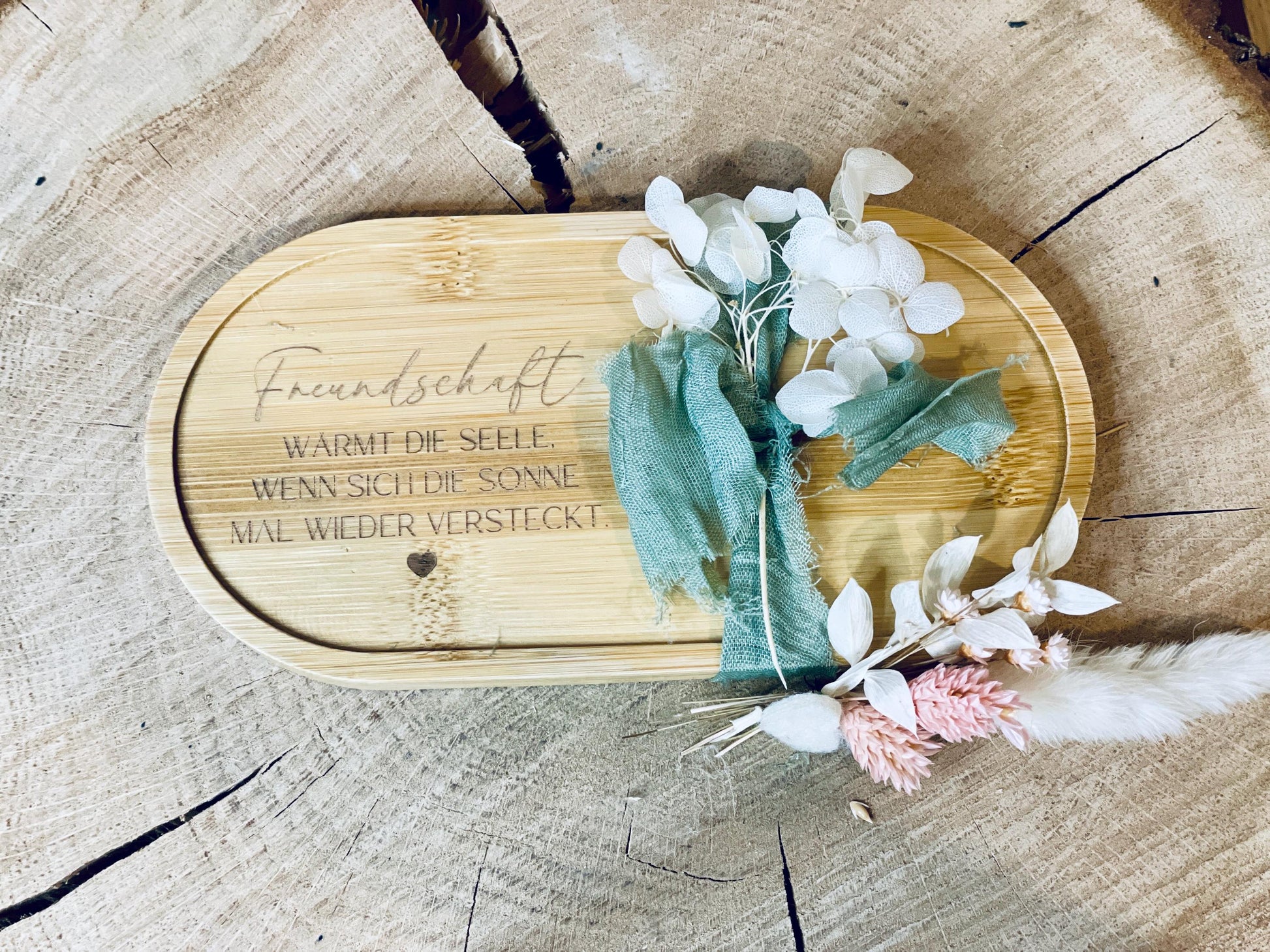 Holztablett Gravur Lieblingsmenschen, personalisierter Spruch, Geschenk Freundschaft, DasGlueckswerk, Dekoration, Greeting Cards, holz