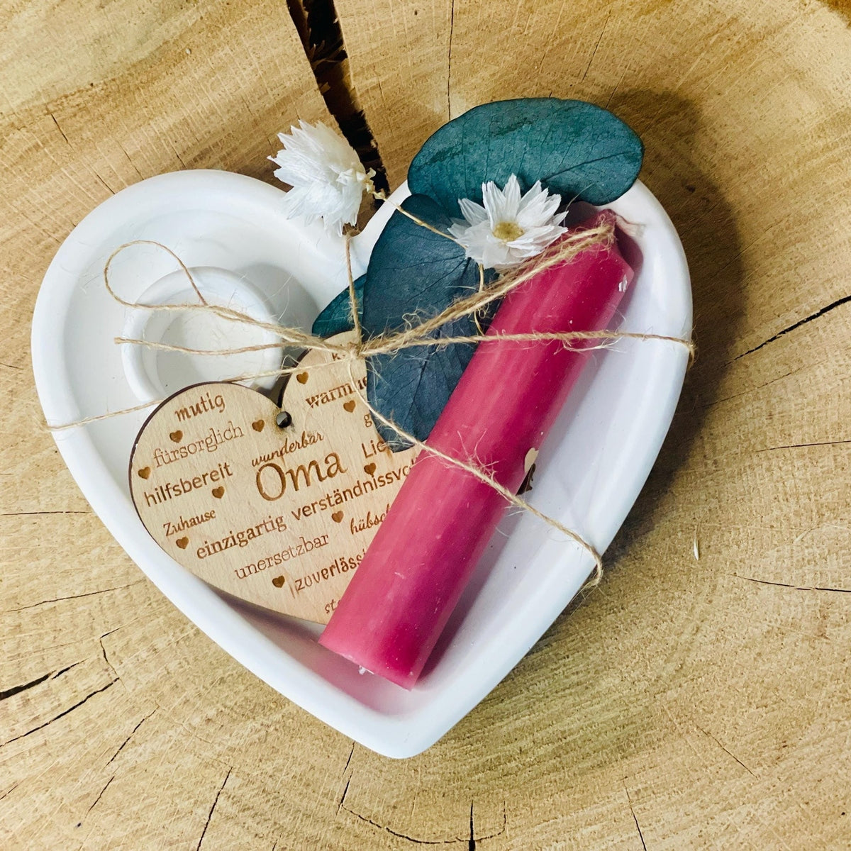 Geschenkset in Herzform für Mama Oma Tante mit Kerze, Plakette aus Holz, Kerzenständer Herz und Trockenblumen Geschenkset Das Glückswerk
