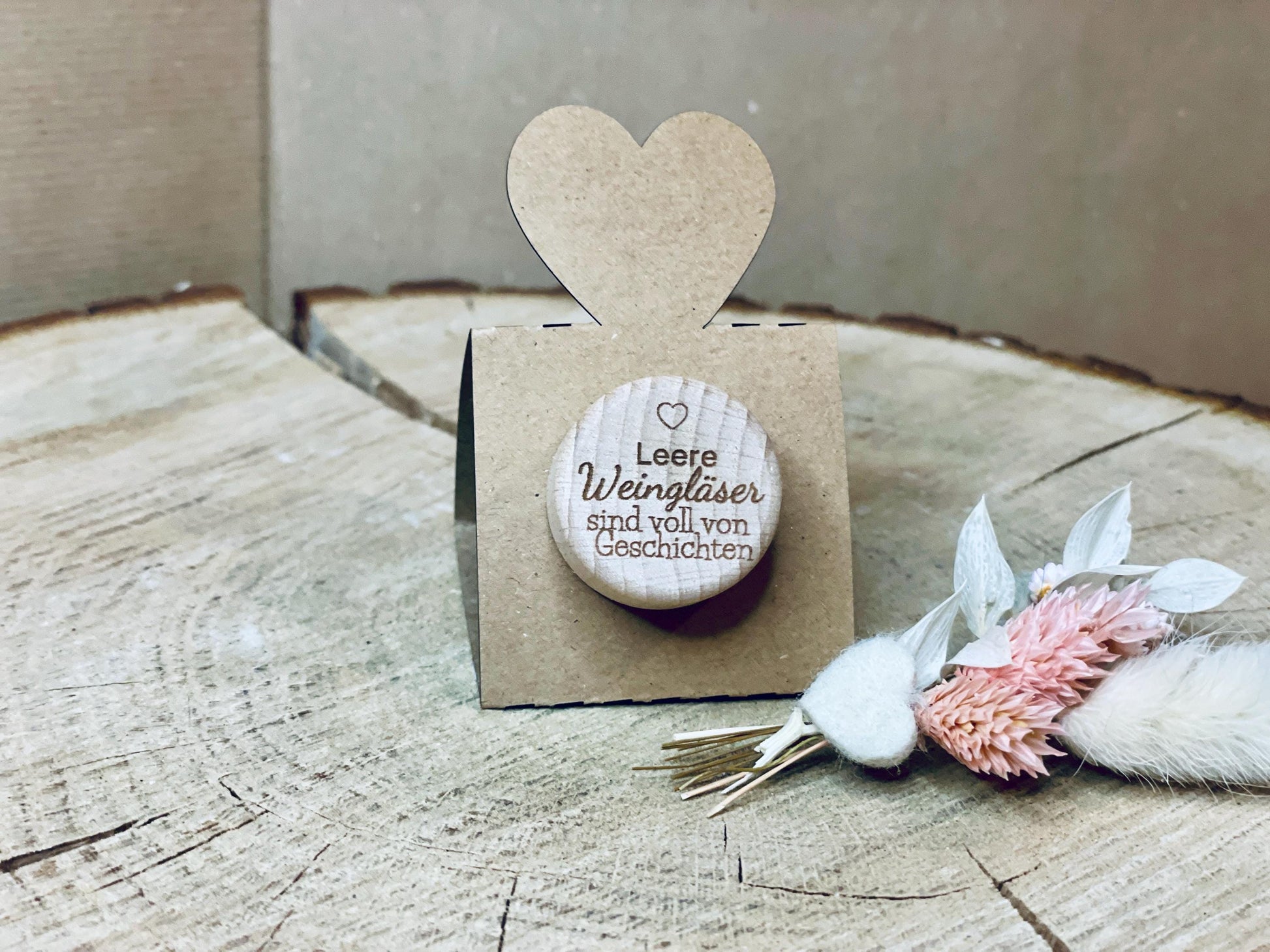Weinkorken Gravur Tischdeko, dekorativer Holzkorken für Flaschen, Geschenk Hochzeit, DasGlueckswerk, Küche & Genuss, Bottle Stoppers, 
