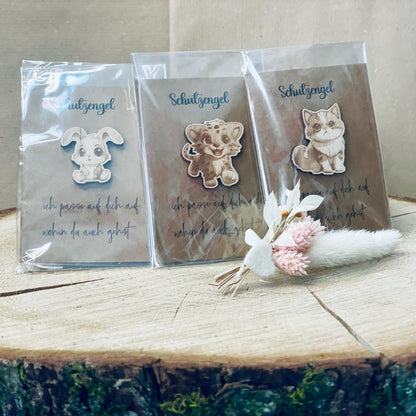 Taschenumarmung Glücksbringer mit Tier aus Holz Taschenwärmer Das Glückswerk