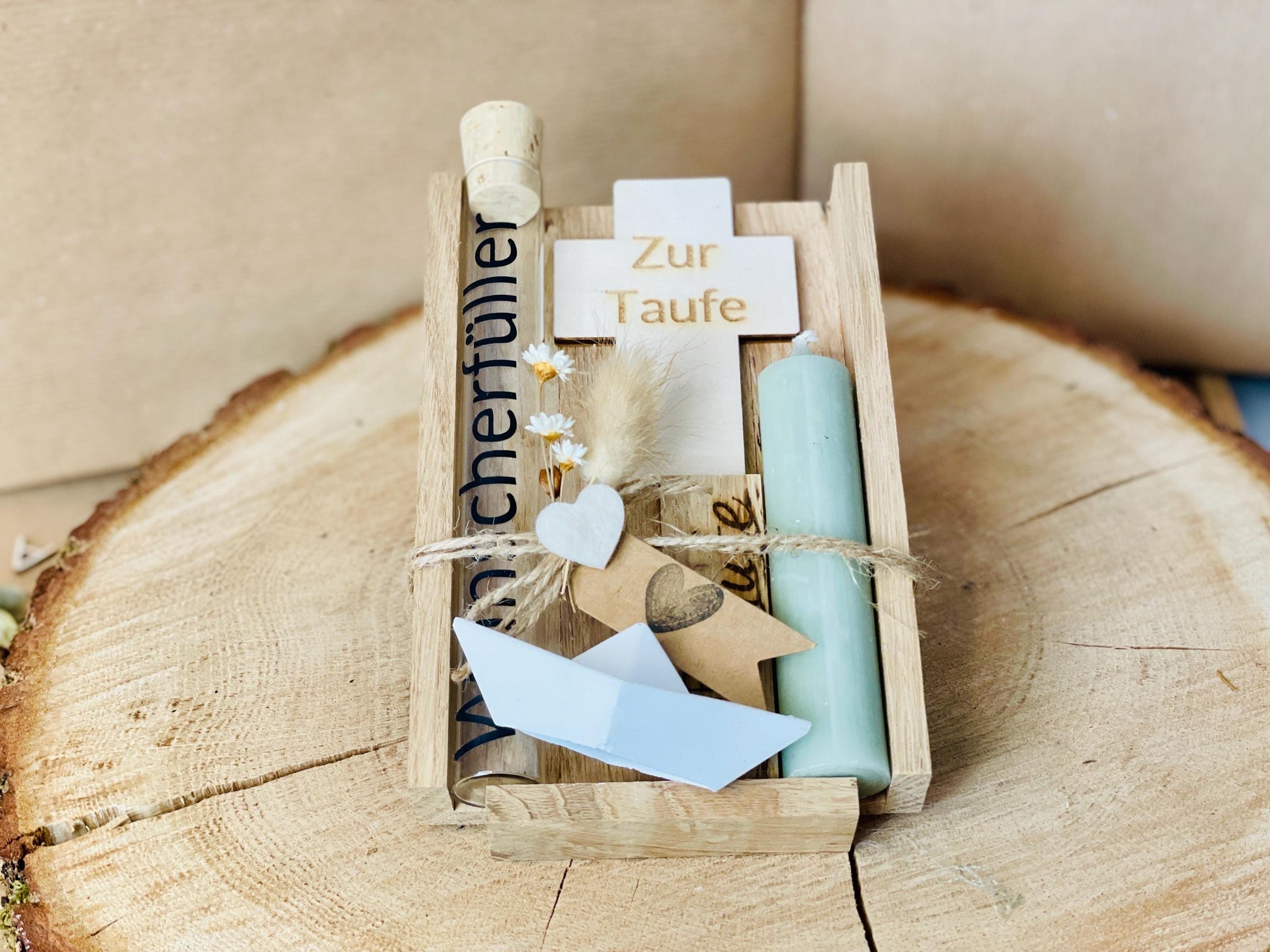 Taufgeschenk Wunscherfüller Glas, Kreuz Kerze Trockenblumen, personalisiert, DasGlueckswerk, Geburt & Baby, Greeting Cards, holz, raysin, Wachs, Jute, Filz, Trockenblumen, Glas