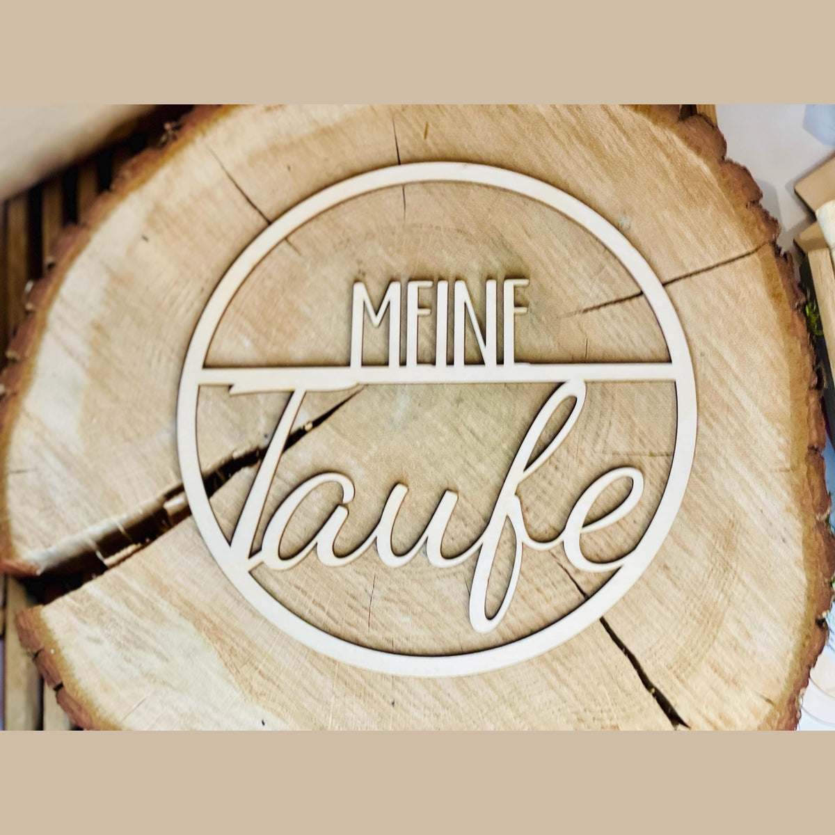Handgefertigter Holzkranz 'Meine Taufe' – Einzigartiger Schmuck für die besonderen Momente Türkranz Das Glückswerk