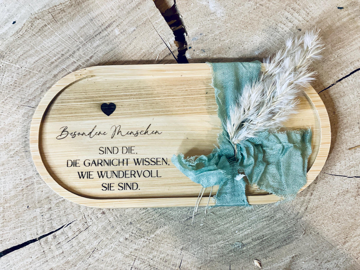 Holztablett Gravur Lieblingsmenschen, personalisierter Spruch, Geschenk Freundschaft, DasGlueckswerk, Dekoration, Greeting Cards, holz