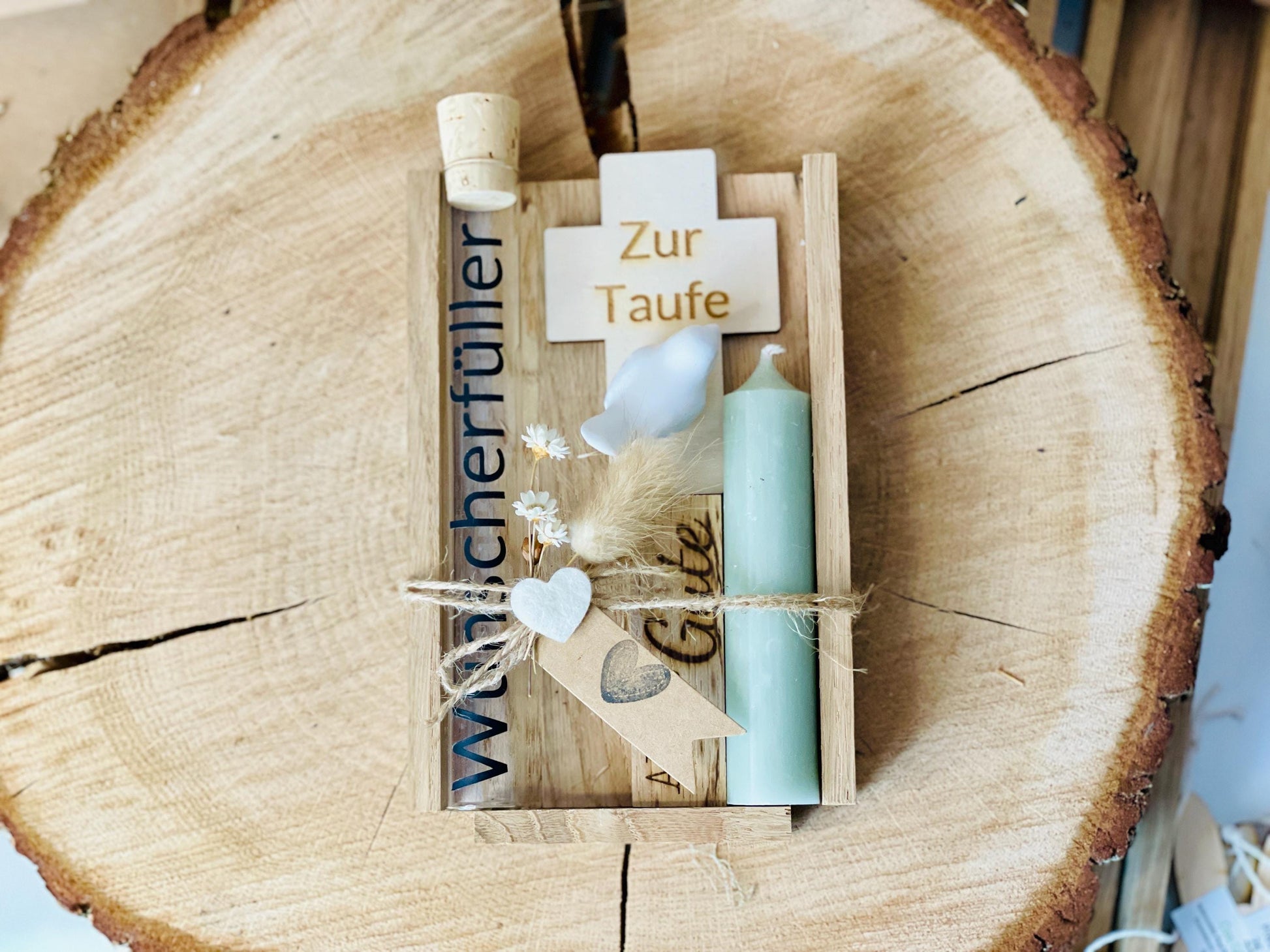 Taufgeschenk Wunscherfüller Glas, Kreuz Kerze Trockenblumen, personalisiert, DasGlueckswerk, Geburt & Baby, Greeting Cards, holz, raysin, Wachs, Jute, Filz, Trockenblumen, Glas