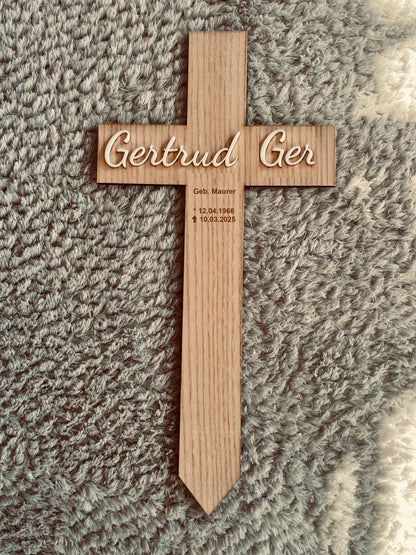 Grabkreuz Holz vorläufig, mit Namen aus Acryl personalisierbar, provisorischer Grabstein für Gedenkstätte, DasGlueckswerk, Personalisierte Geschenk, Grave Markers & Decoration, Holz, acryl