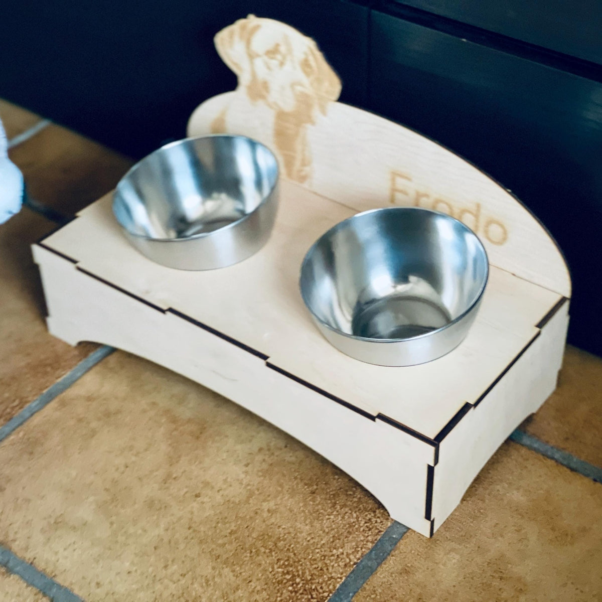 personalisierter Hunde Futternapf aus Edelstahl und Holz Hundenapf Das Glückswerk