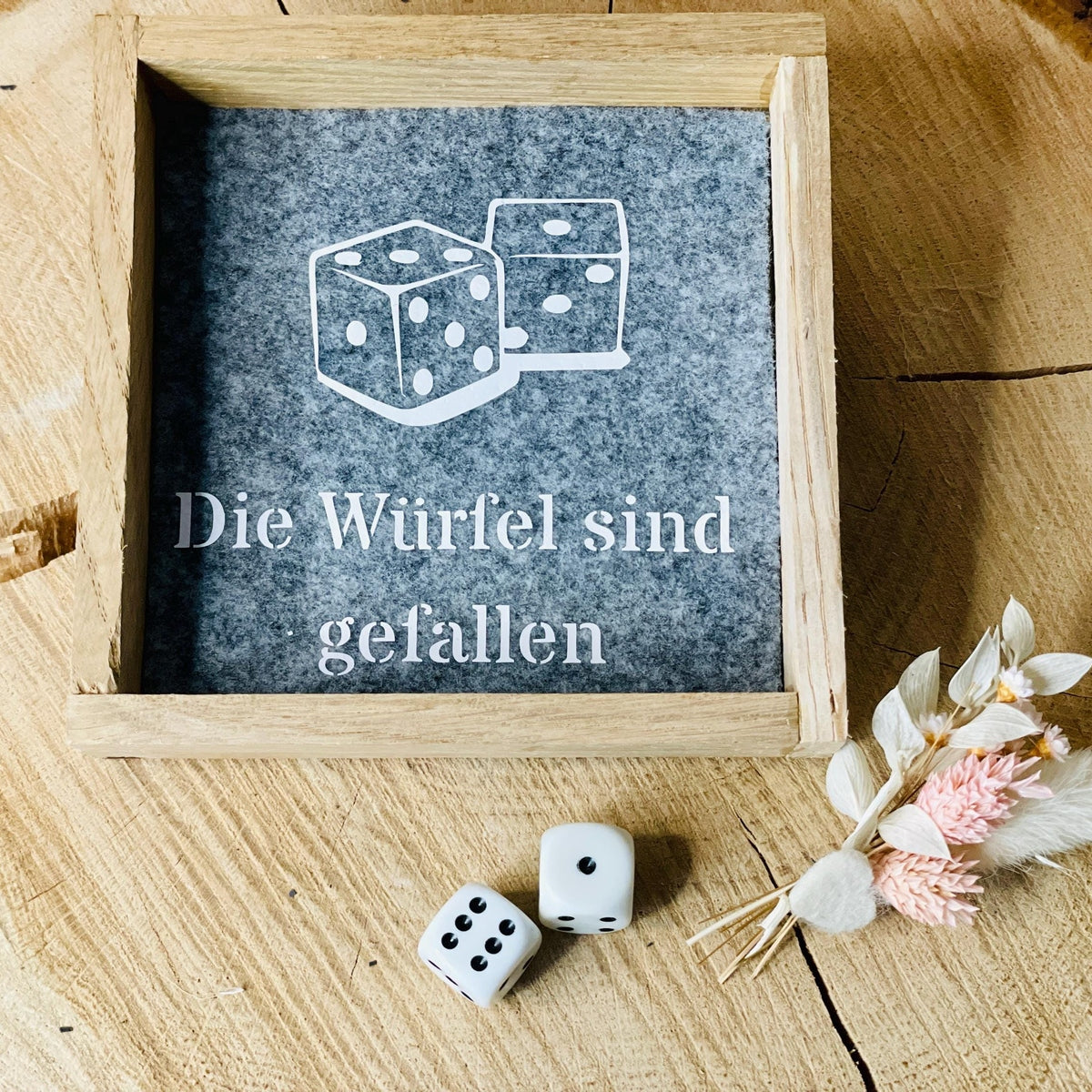 Würfelschale für würfelspiele aus Holz 17x17cm Hundenapf Das Glückswerk