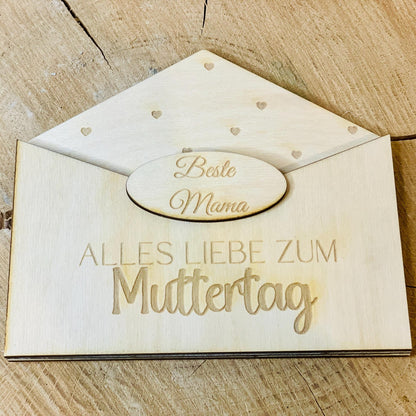 Ein besonderer Briefumschlag aus Holz mit Gravur – Perfekt zum Muttertag! Geschenkkarte Das Glückswerk