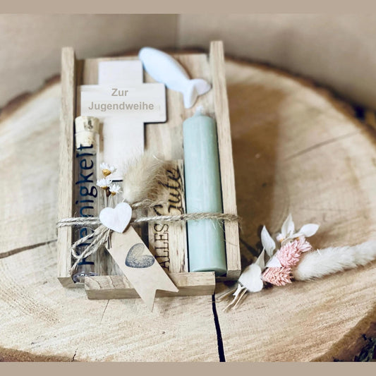 Geldgeschenk zur Jugendweihe mit Kerze, Holzkreuz mit Gravur und Symbol Boot, Taube oder Fisch aus raysin HANDMADE Geschenkset Das Glückswerk