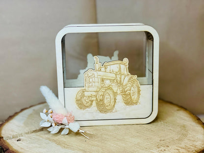 Personalisierte Spardose aus Holz mit Acrylglas für Kinder – Einhorn, Trecker & mehr!