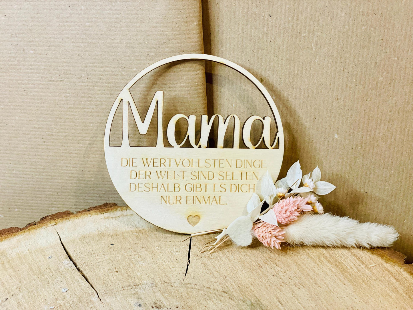 Dekorations-Holzkranz „Mama“ – Die wertvollsten Dinge der Welt sind selten, deshalb gibt es dich nur einmal