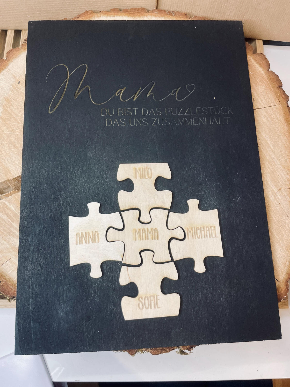 Puzzle für Mama personalisiert, Holzpuzzle mit Spruch Puzzlestück das uns zusammenhält, Muttertag, DasGlueckswerk, Dekoration, Door Hangers, Holz