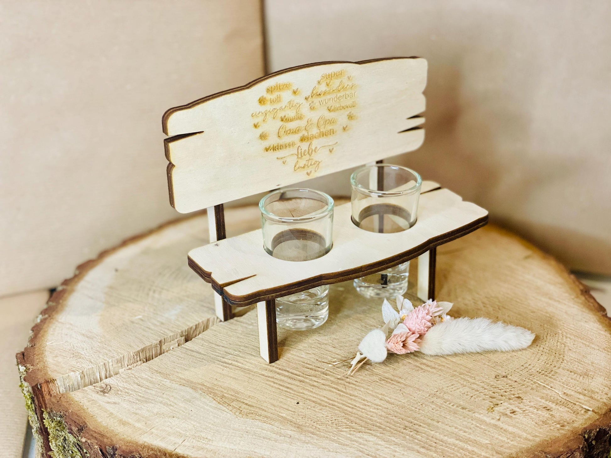 Geschenk, Geburtstagsgeschenk, Familiengeschenk, Holzdeko mit Gravur, personalisierte Dekoration, handgemacht, Holzkunst,
