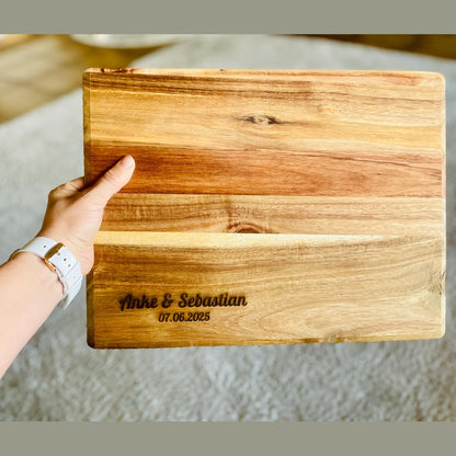 Personalisierte Holzplatte mit Namen und Datum – Das perfekte Hochzeitsgeschenk für das Brautpaar Brettchen Das Glückswerk