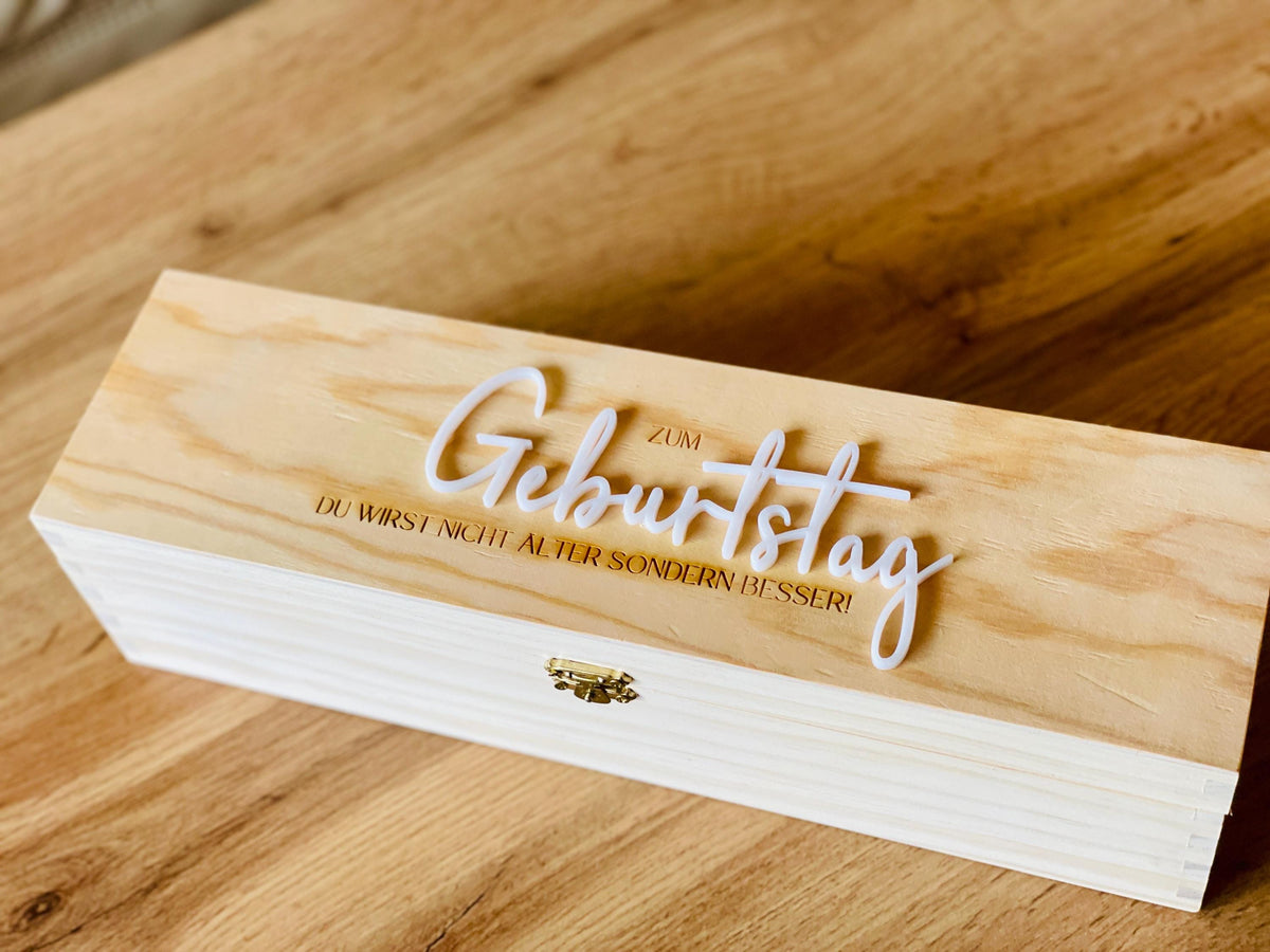 Weinkiste personalisiert, Holzbox mit Gravur zum Geburtstag, Geschenkverpackung für Wein, DasGlueckswerk, Küche & Genuss, Boxes & Bins, Holz, Acryl
