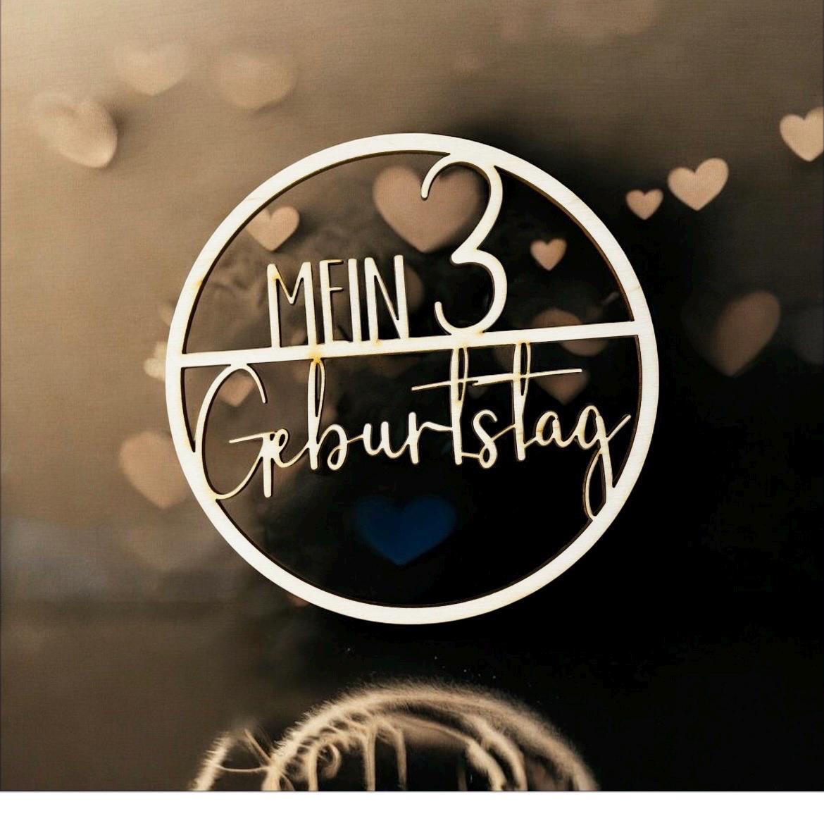 Holzkranz Geburtstagszahl personalisiert, Kinderzimmer Deko, Foto-Accessoire für Kindergeburtstag und Cake Smash, DasGlueckswerk, Geburtstag, Garlands, Flags & Bunting, Holz
