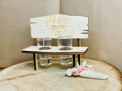 Holzbank Herzgravur Wortwolke, personalisiert für Mama Papa Oma Opa, Familiengeschenk, DasGlueckswerk, Dekoration, Figurines & Knick Knacks, holz, Glas