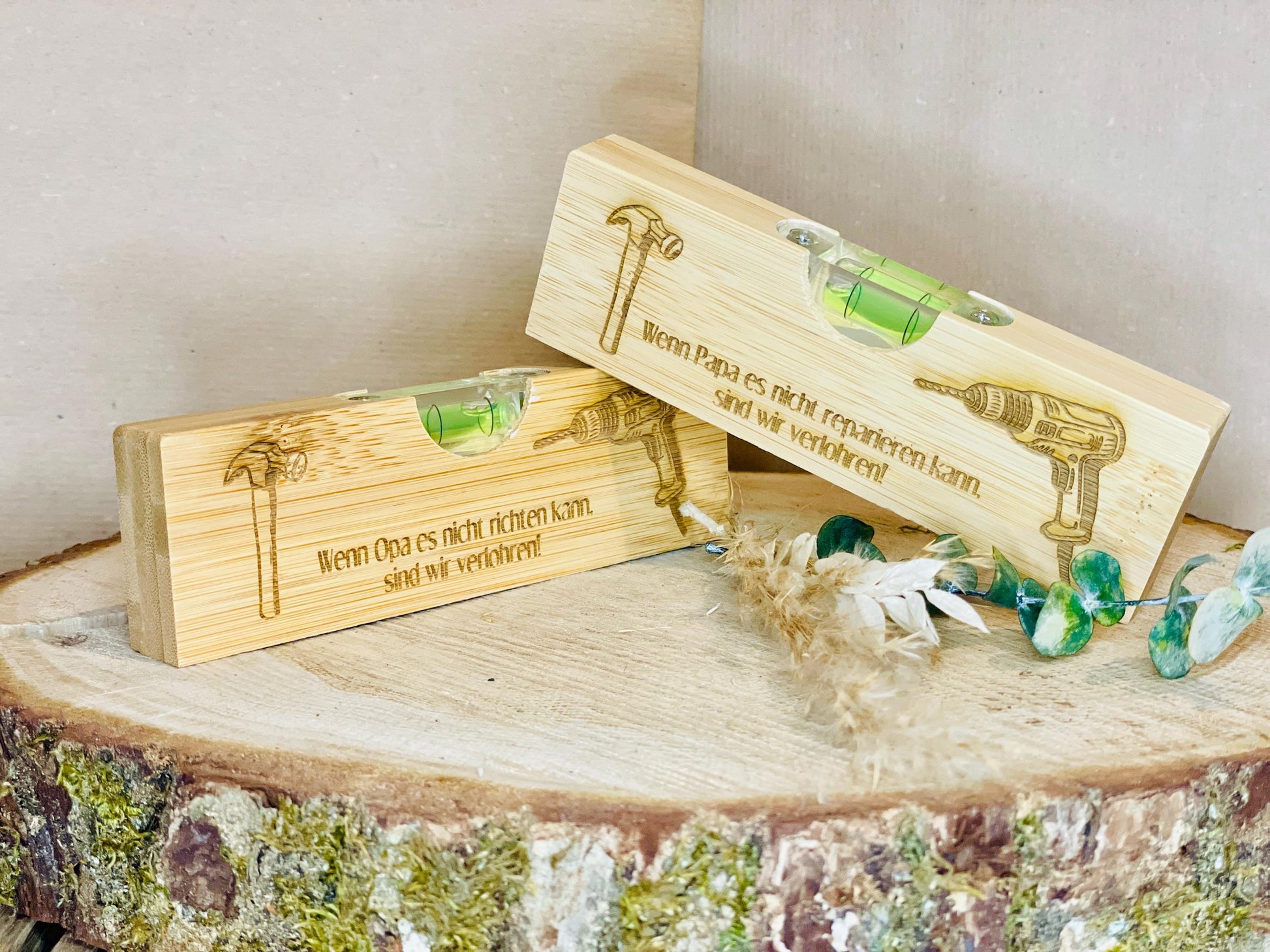 Wasserwaage mit Gravur, Geschenk für Papa und Opa, Werkzeug mit Flaschenöffner, DasGlueckswerk, Dekoration, Tools, holz