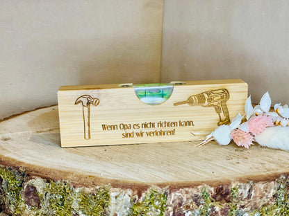Wasserwaage mit Gravur, Geschenk für Papa und Opa, Werkzeug mit Flaschenöffner, DasGlueckswerk, Dekoration, Tools, holz