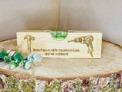 Wasserwaage mit Gravur, Geschenk für Papa und Opa, Werkzeug mit Flaschenöffner, DasGlueckswerk, Dekoration, Tools, holz