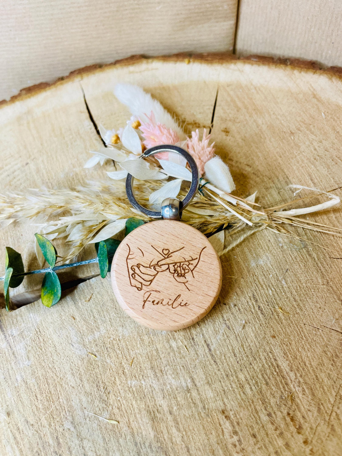 Schlüsselanhänger Holz Familiengravur, runde Form mit 2, 3 oder 4 Händen, Geschenk Familie Paar, DasGlueckswerk, Schlüsselanhänger, Keychains, Holz, metall