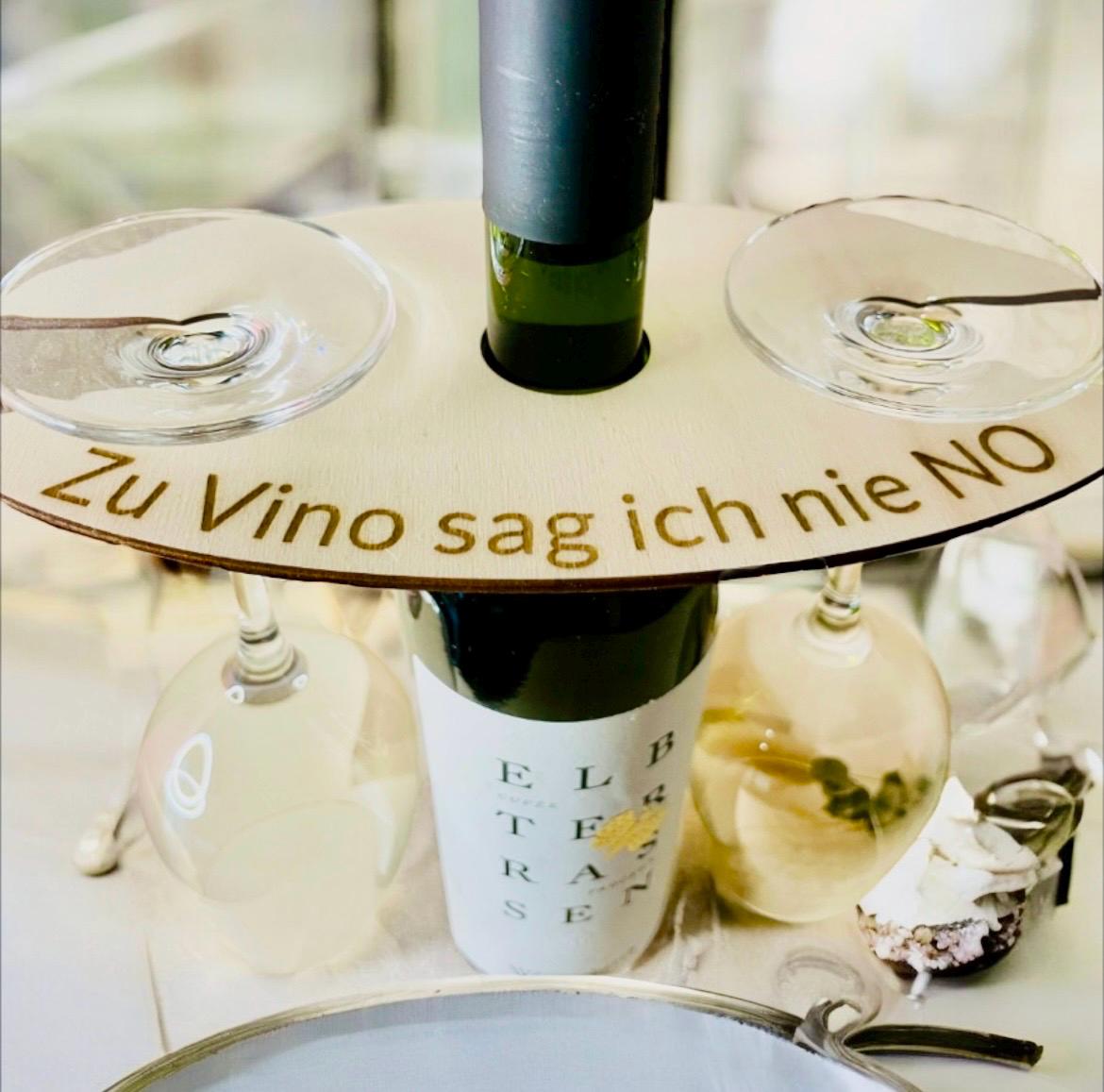 SVG LASER DATEI Weintablett Flaschenanhänger Gläserträger weingeschenk weinbuttler Weinglashalter, DasGlueckswerk, Digitale Laserdateien, Cutting Machine Files, laser datei, xtool, lasercut, laserschneiden, xcs