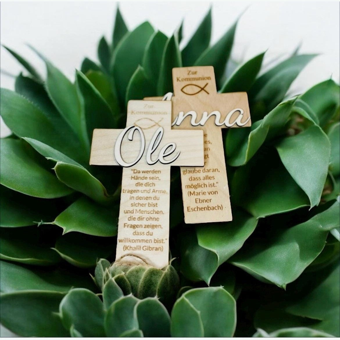 Christliches Geschenk zur Taufe oder Kommunion Kreuz mit Namen Kreuz Das Glückswerk