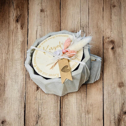 Betonkerze Kerzenfresser-Rustikale Kerze zum verschenken handmade Outdoor-kerze für Garten und Camping, Creme weiß Sojawachs Betonkerze Das Glückswerk
