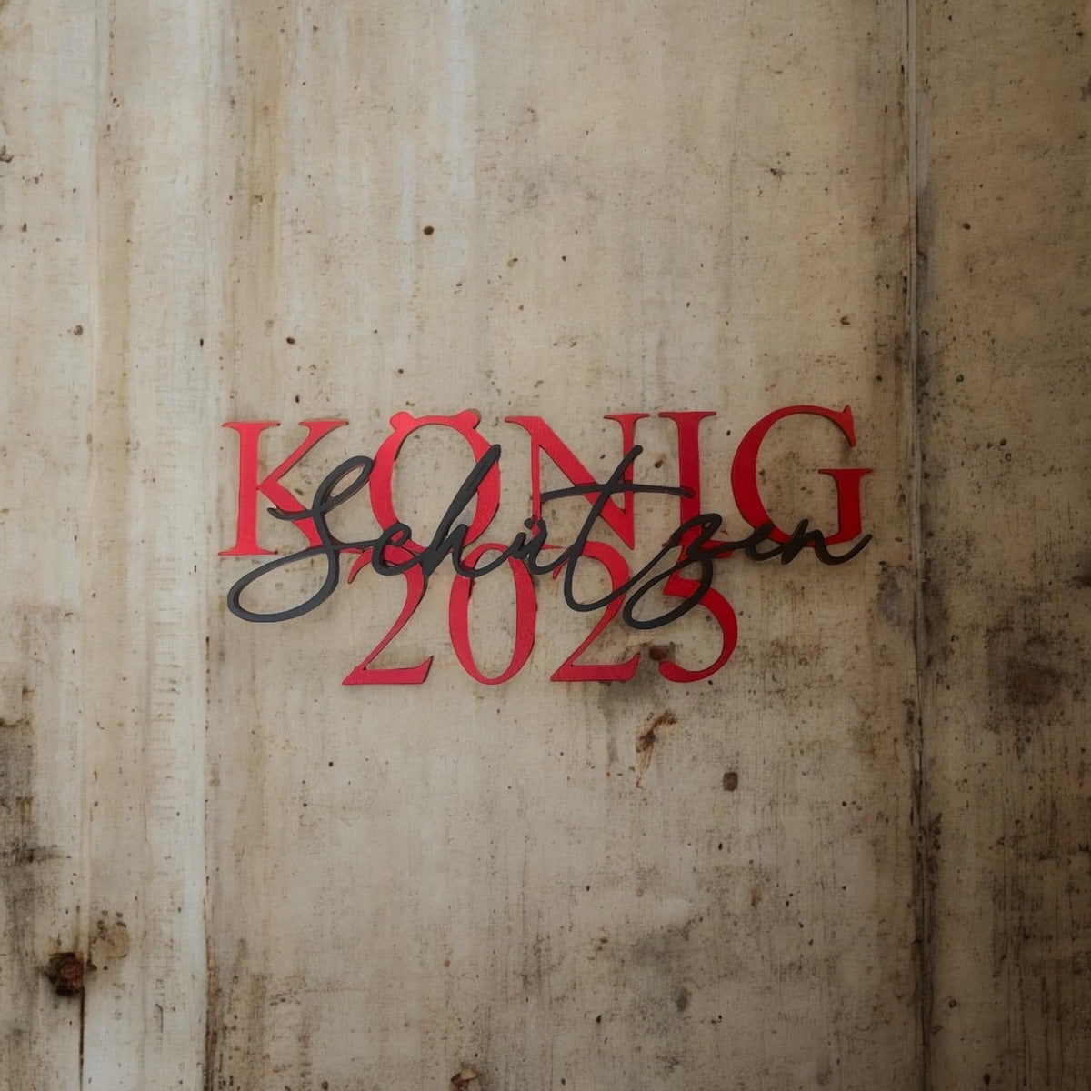 Schützen König 2025 Schild aus Holz –Schwarz lackiert mit Natur-Schriftzug Perfektes Geschenk für den Schützenkönig & Königstisch 28 cm lang Namensschild Das Glückswerk