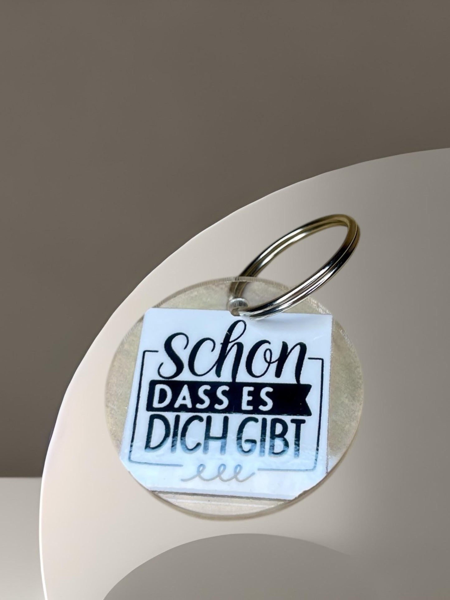 Schlüsselanhänger "Schön, dass es dich gibt" – Herzensbotschaft aus Acryl Schlüsselanhänger Das Glückswerk