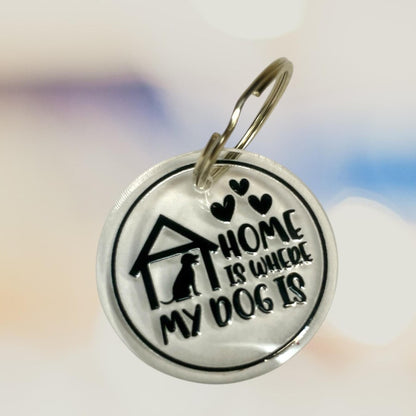 Schlüsselanhänger "Home is where my dog is" – Liebevolle Botschaft für Hundefreunde Schlüsselanhänger Das Glückswerk