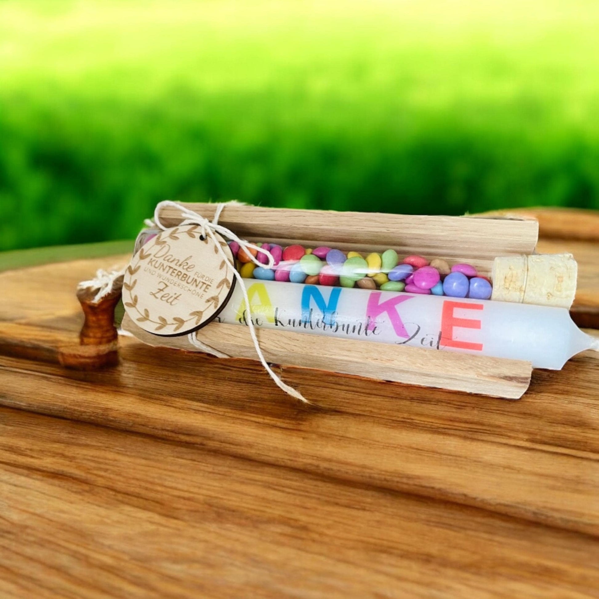Abschiedsgeschenk Erzieher „Danke für die kunterbunte Zeit“ – mit Kerze & Reagenzglas, Kindergarten Geschenk persönlich Geschenkset Das Glückswerk