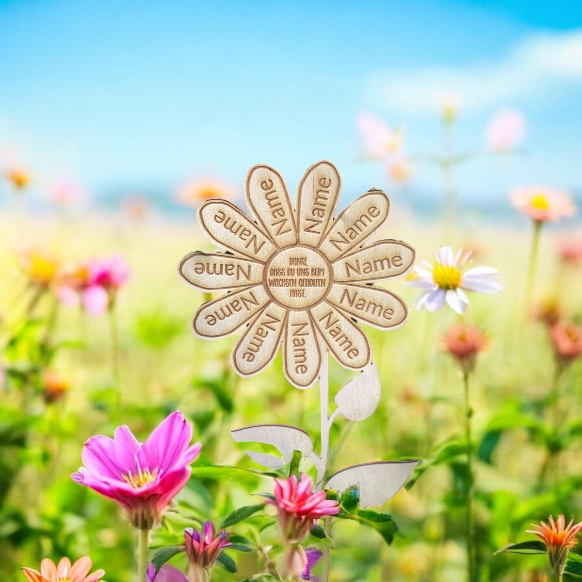 Personalisierte Holzblume Abschiedsgeschenk Erzieherin – Gravur mit Kindernamen – Danke fürs Wachsen lassen – Kita Geschenk Dekoration Das Glückswerk