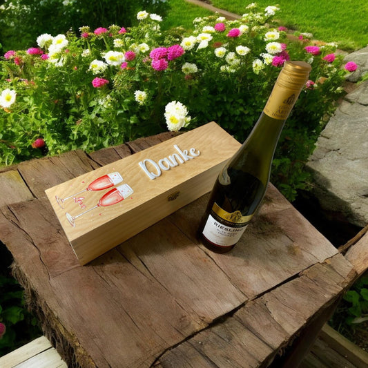 Personalisierte Weinbox aus Holz | „Danke“ Acrylschrift | Aufgedruckte Sektgläser | Geschenkidee Das Glückswerk