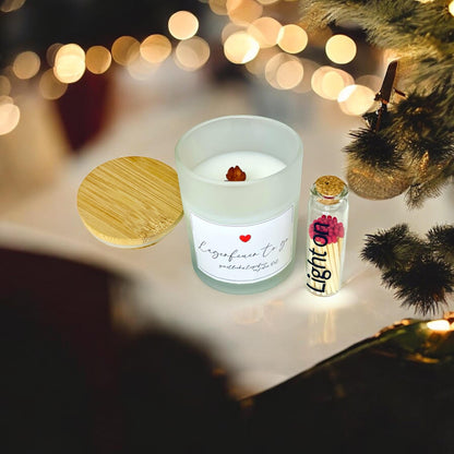 Lagerfeuer to go Kerze, handgegossen aus Milchglas und Sojawachs, Geschenkset mit Streichhölzern, DasGlueckswerk, Dekoration, Container Candles, holz, glas, wachs