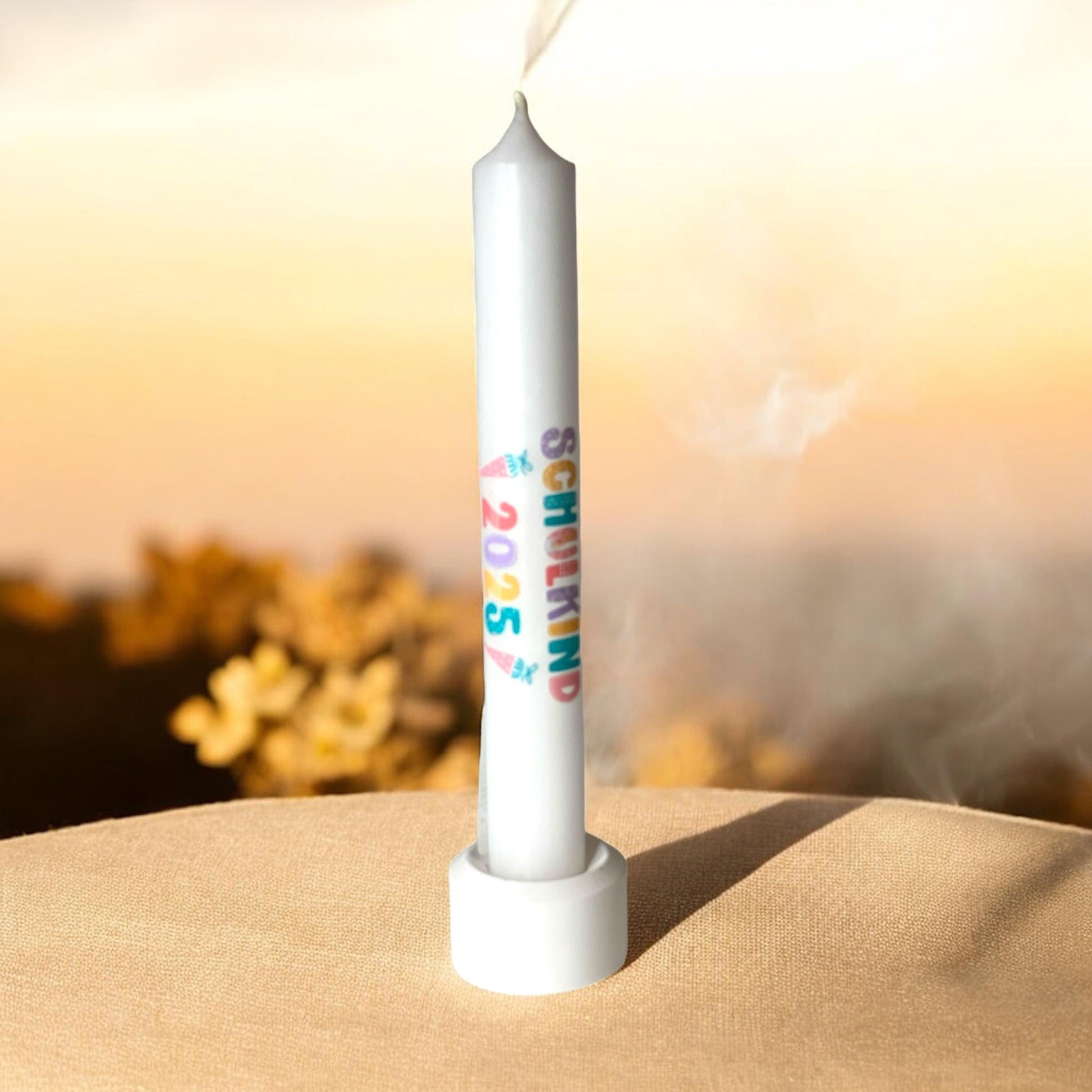 Personalisierte Kerze „Schulkind“ | 16 cm hoch, 2,2 cm breit | Geschenk zur Einschulung Das Glückswerk