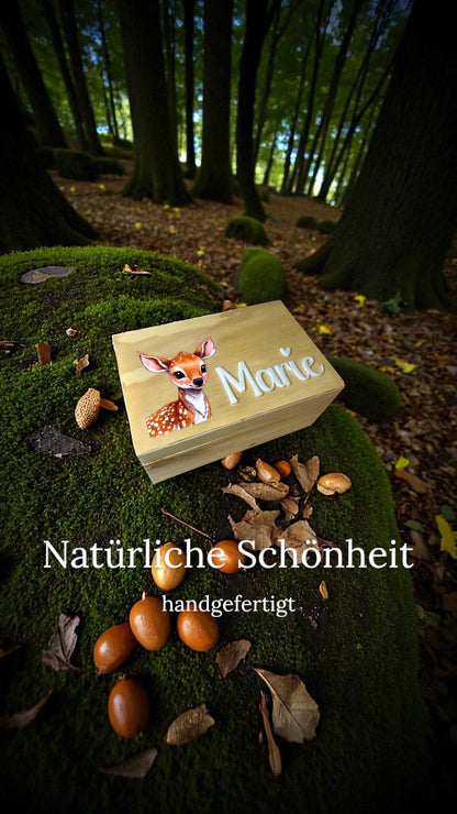 Holzkiste Rehkiz Waldtier, Namensschild aus Acrylglas, Erinnerungskiste zur Geburt, DasGlueckswerk, Geburt & Baby, Benches & Toy Boxes, holz, acrylglas