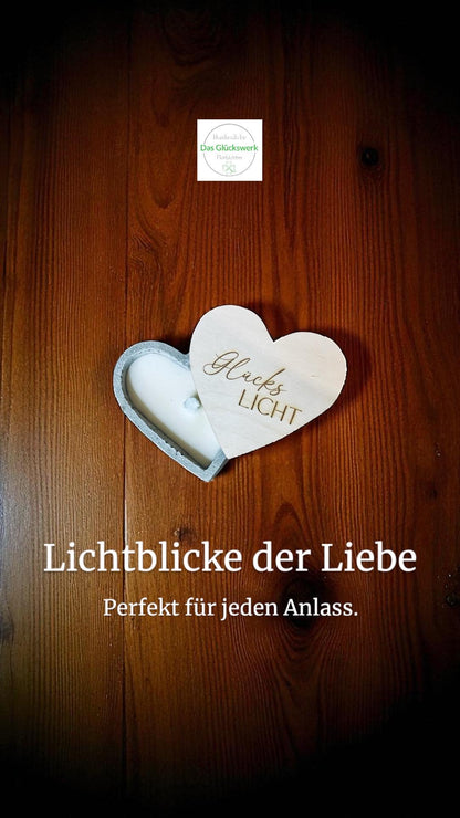 Betonlicht Herzform mit Holzdeckel, Herzkerze Beton grau, Geschenk Freundin Mama Tischdeko, DasGlueckswerk, Dekoration, Container Candles, holz, wachs, Beton, Glasfaser