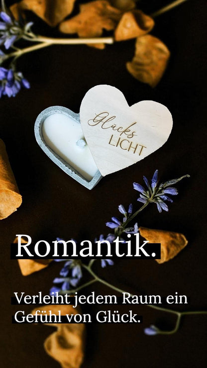 Betonlicht Herzform mit Holzdeckel, Herzkerze Beton grau, Geschenk Freundin Mama Tischdeko, DasGlueckswerk, Dekoration, Container Candles, holz, wachs, Beton, Glasfaser