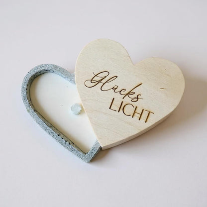 Betonlicht Herzform mit Holzdeckel, Herzkerze Beton grau, Geschenk Freundin Mama Tischdeko, DasGlueckswerk, Dekoration, Container Candles, holz, wachs, Beton, Glasfaser