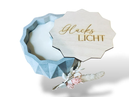 Betonkerze Glückslicht, handgegossen aus Möbelbeton und Sojawachs, Geschenk Hochzeit Geburtstag Jahrestag, DasGlueckswerk, Kerzen aus Beton, Garden Decoration, holz, wachs, Beton, Glasfaser