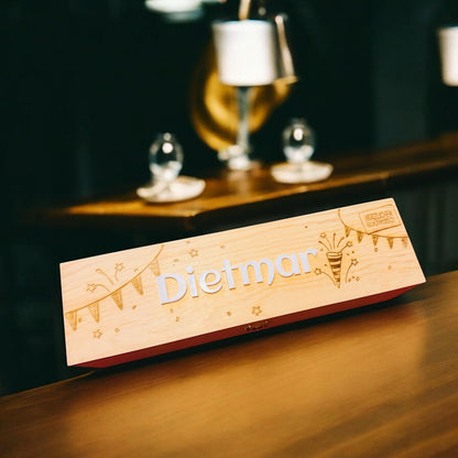 Weinkiste Gravur Acrylname, personalisierte Holzbox für Weinflaschen, Geschenk Geburtstag Hochzeit, DasGlueckswerk, Küche & Genuss, Boxes & Bins, Holz, Acryl