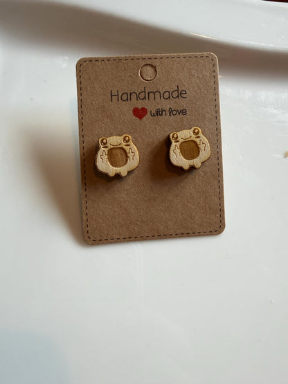 Lustiger Frosch Mittelfinger Holzohrringe – Handgefertigter Modeschmuck 1,5 cm, Geschenk für Humor & Spaß Das Glückswerk