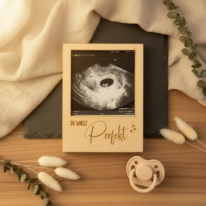 Bilderrahmen Ultraschallbild Schwangerschaft, Holzrahmen personalisiert mit Wunschtext, Baby Reveal Geschenk, DasGlueckswerk, Dekoration, Announcements, holz
