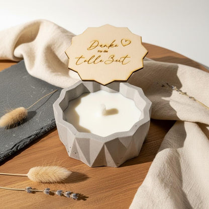 Dankeschön Geschenk Betonkerze – „Danke für die tolle Zeit“ Gravur, Outdoor Kerze modern, personalisierte Wertschätzung Das Glückswerk